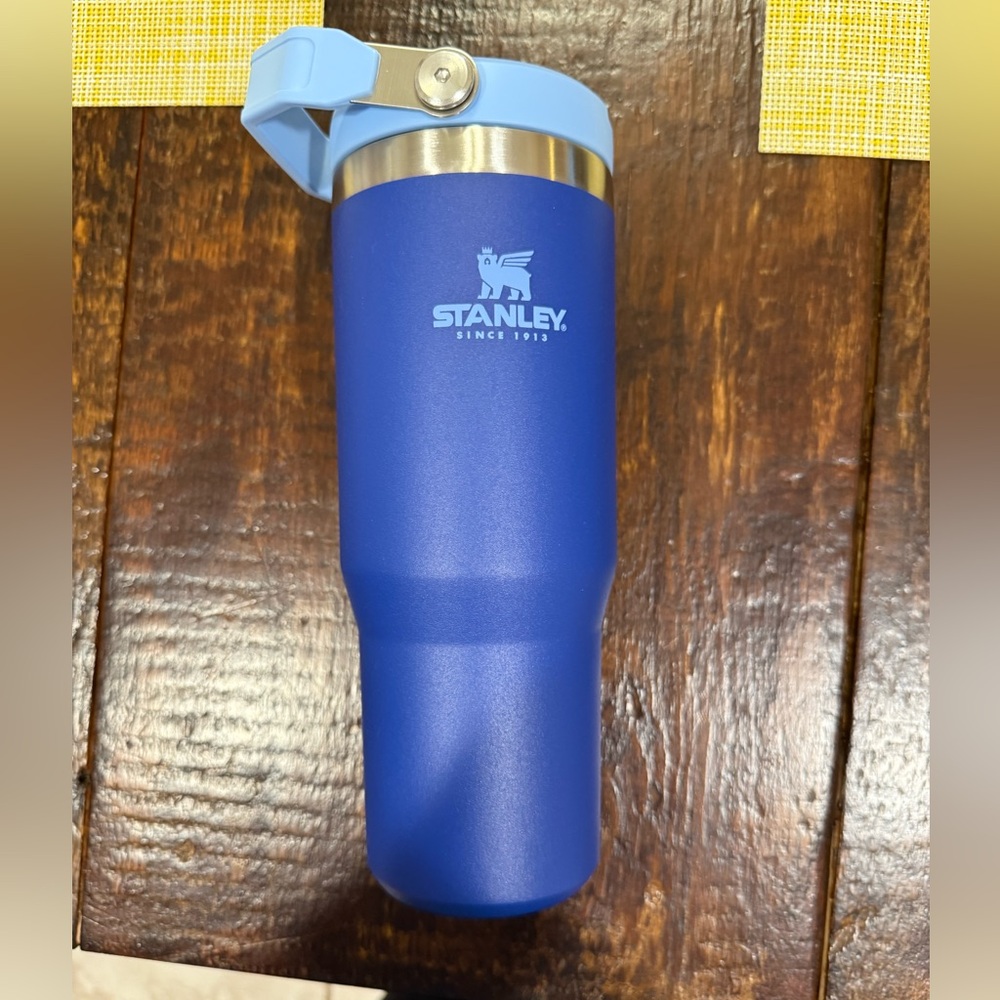 Stanley like new 30 oz tumbler
